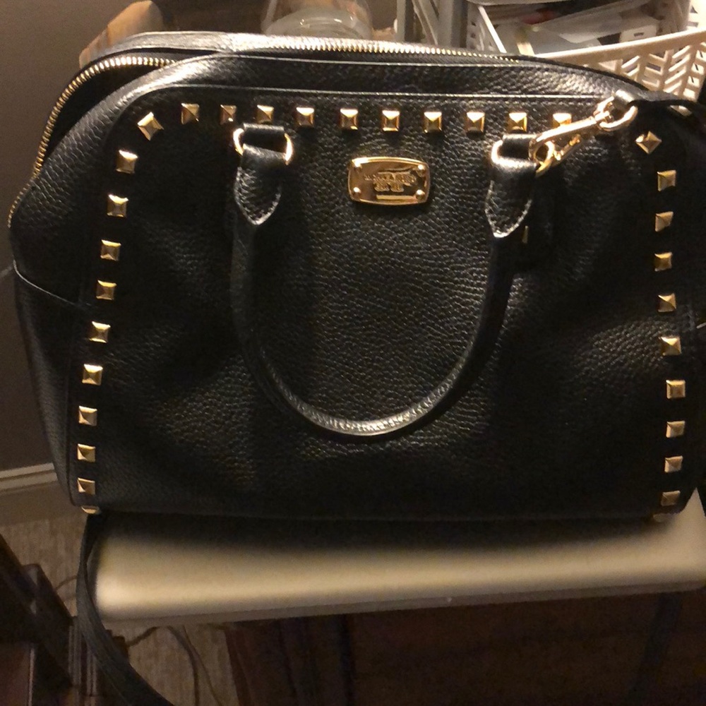 NWOT | Michael Kors Saffiano Studded Hamdbag